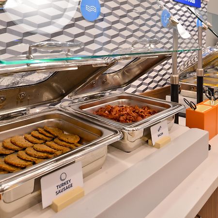 格林维尔西南智选假日套房酒店-辛普森维尔 外观 照片